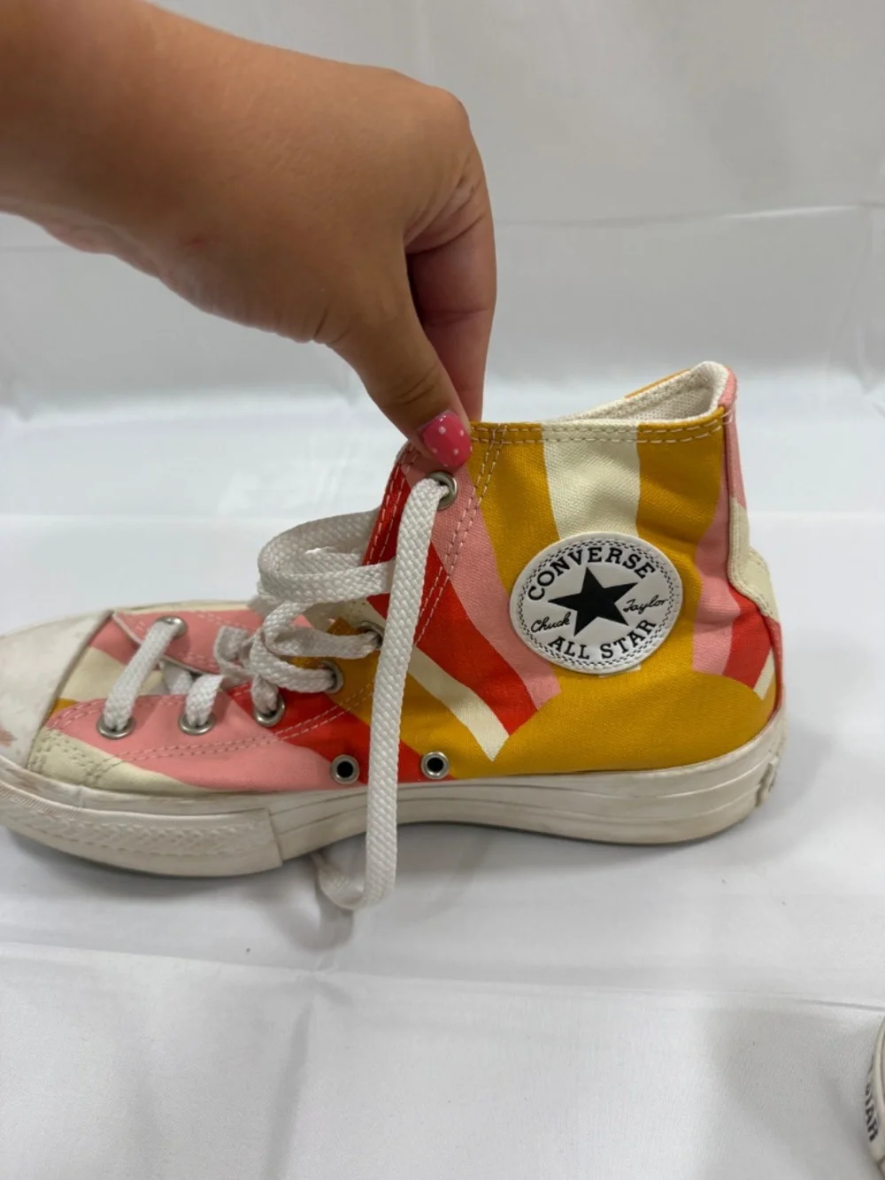 Sunshine Converse